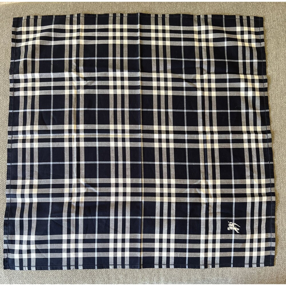 BURBERRY Navy Blue NOVA CHECK Cotton Scarf, Handkerchief, 19”x19” MINT CONDITION